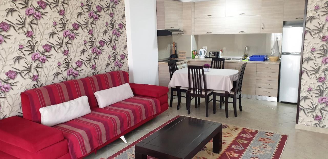 פייר Comfort Apartments מראה חיצוני תמונה